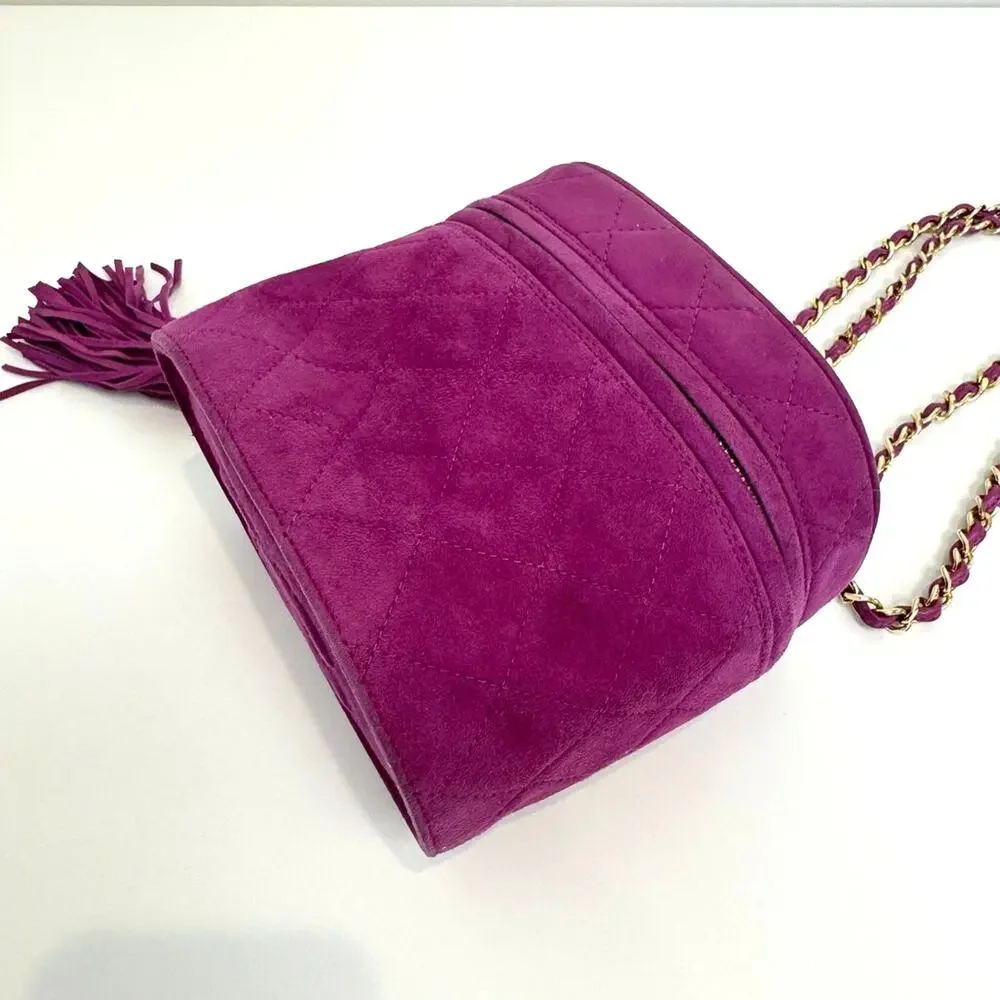 CHANEL Purple Vintage Tassel Chain Vanity Case Shoulder Bag Gold Logo Quilted